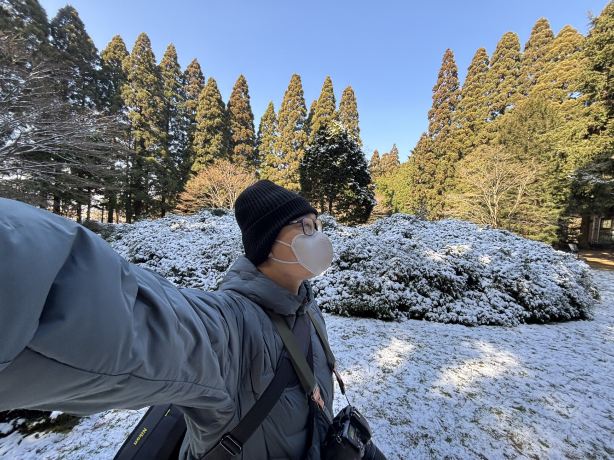 user-avatar