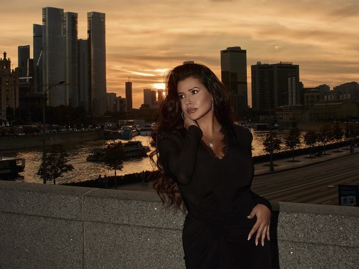Julia_Prideterra
