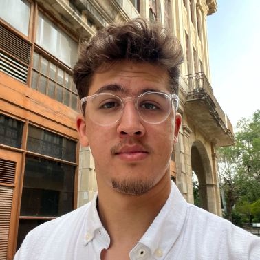 user-avatar