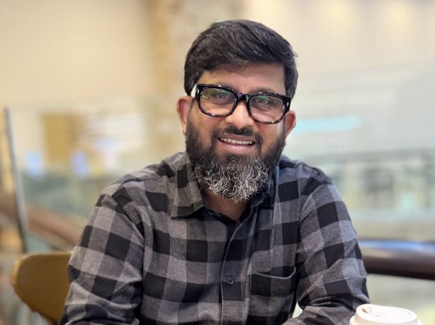 user-avatar