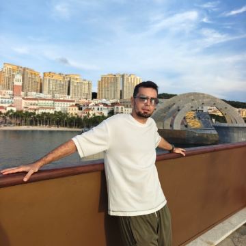 Trip.com user