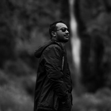 user-avatar
