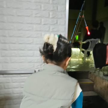 user-avatar