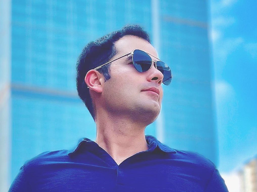 user-avatar