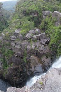 ALIIW 福克納宜必思快捷酒店優惠