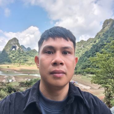 user-avatar