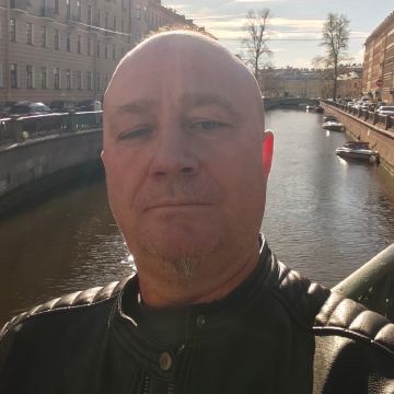 user-avatar