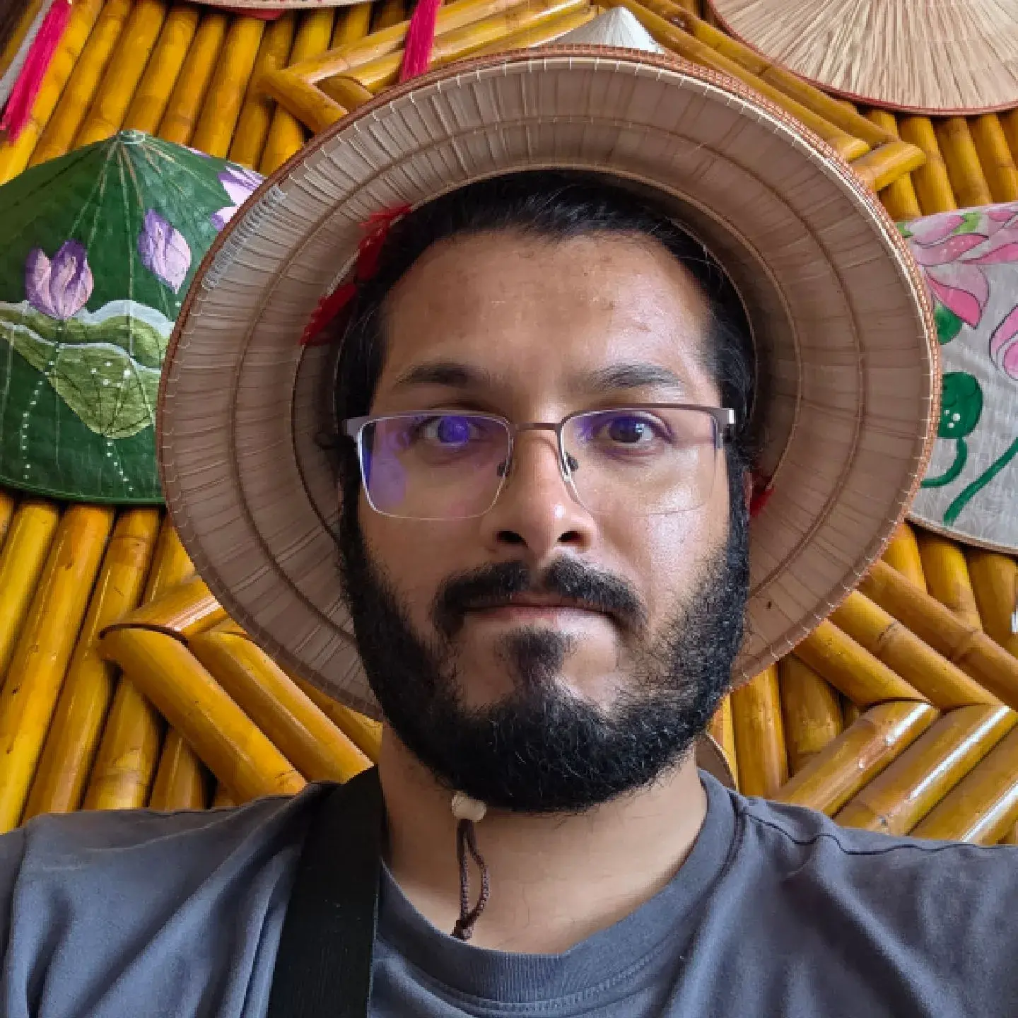 user-avatar