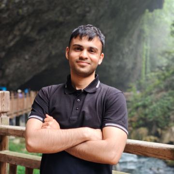 user-avatar