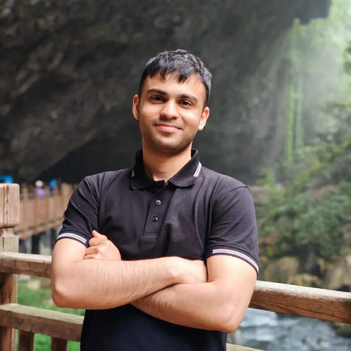user-avatar