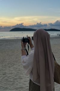 fashion.book.food.travel