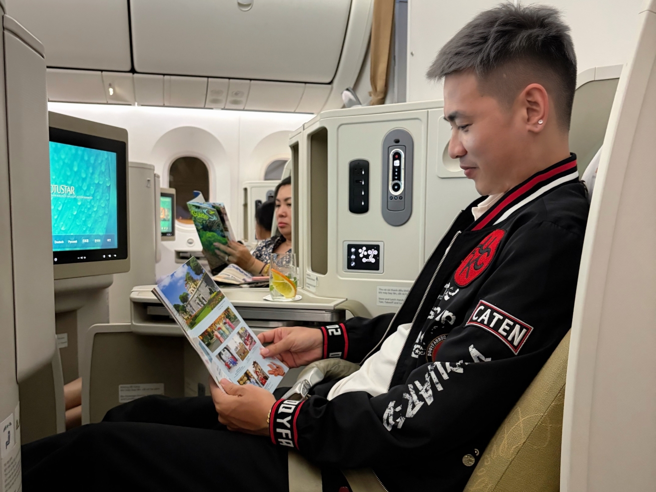 Nguyen Anh Tuan 9939