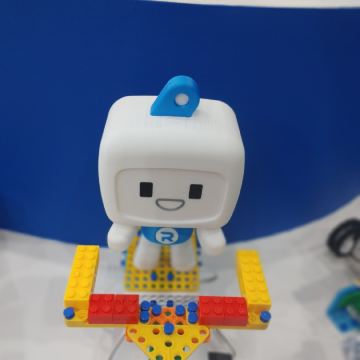 user-avatar
