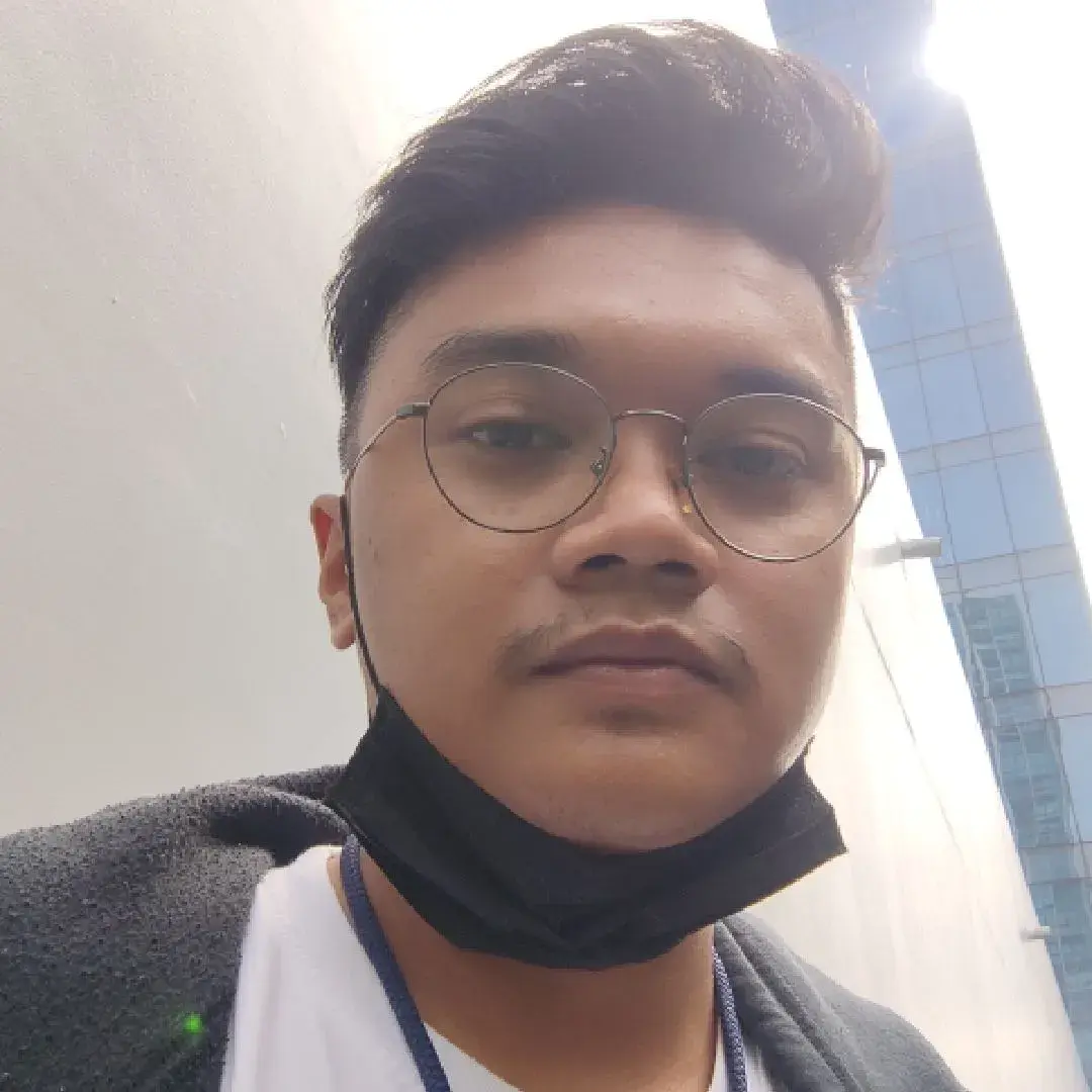 user-avatar
