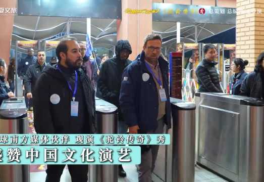 Emperor Qinshihuang's Mausoleum Site Museum (Terracotta Army) + Huaqing Palace + The Legend of Camel Bell + Chinese/English Guide Day Tour