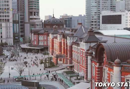 One-day tour of Mount Fuji's popular Instagram attractions, including Tianti Town, Kawaguchiko, Oshino Hakkai, and Lawson