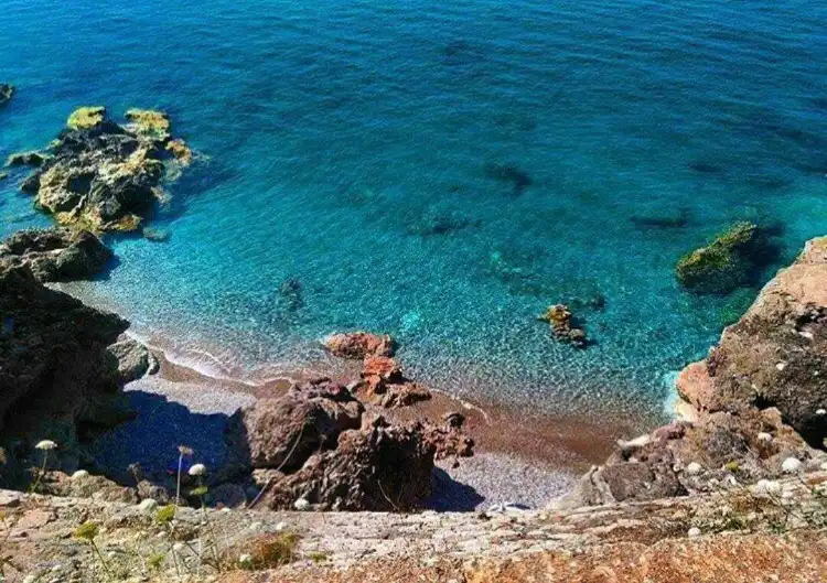 Hotels in Tyros