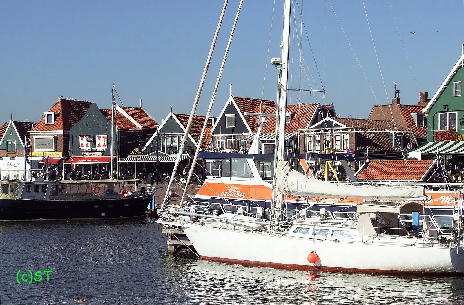 Hotels near Volendam Haven