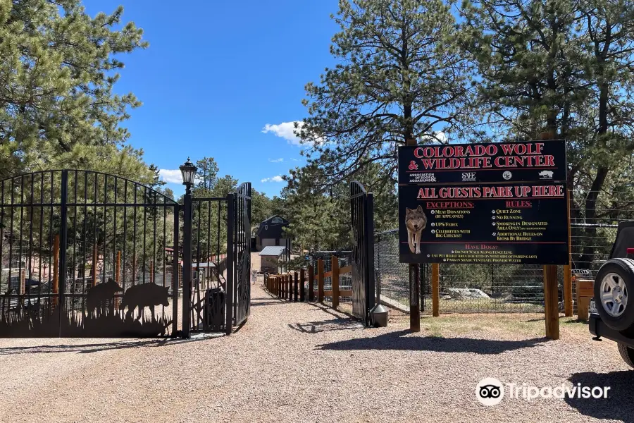 Colorado Wolf and Wildlife Center