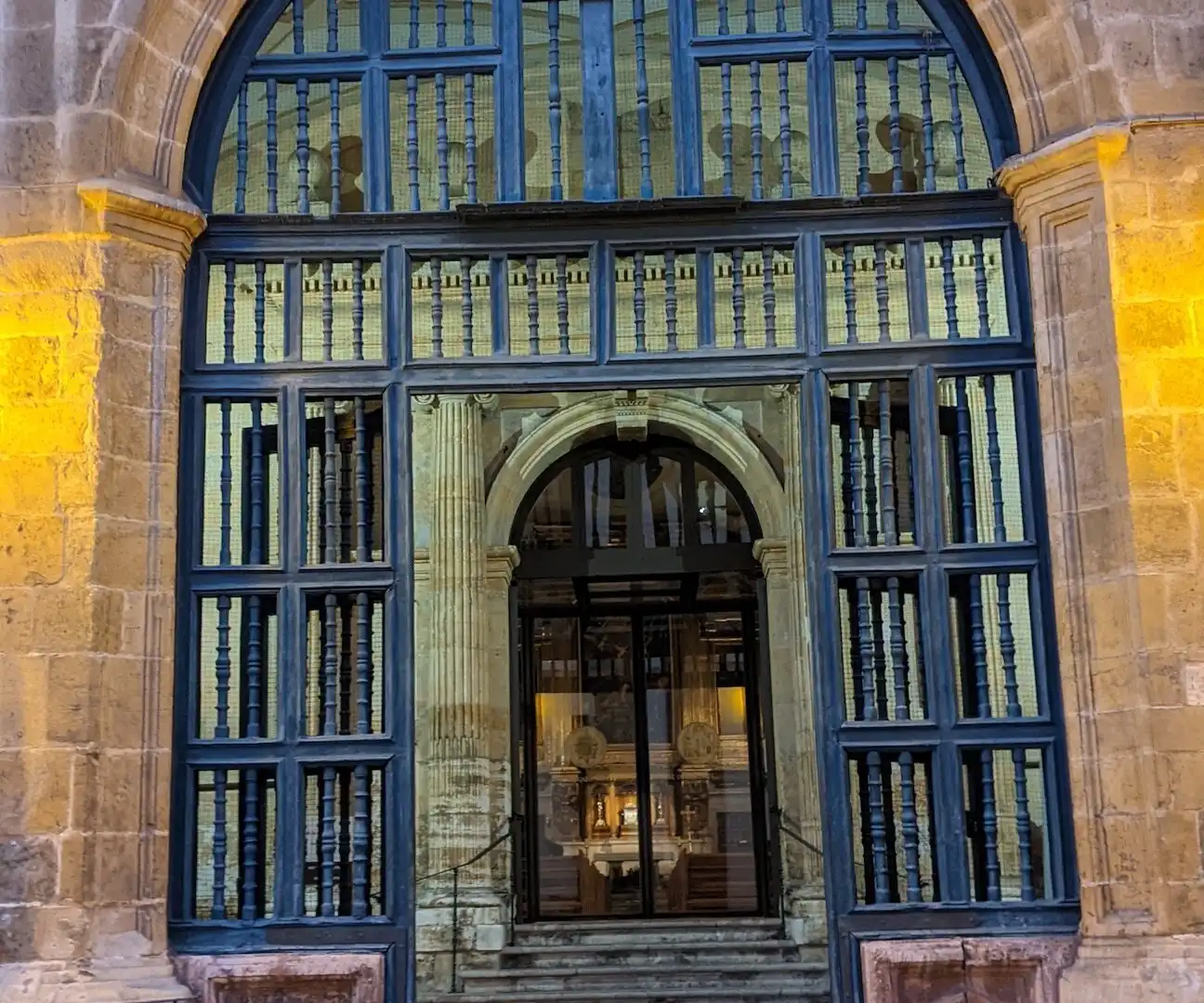 Hotels near Church of Santa María de la Corte