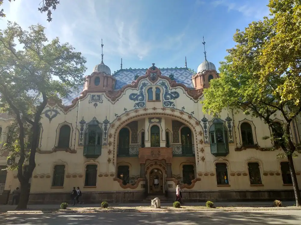 Hotels near Савремена галерија Суботица
