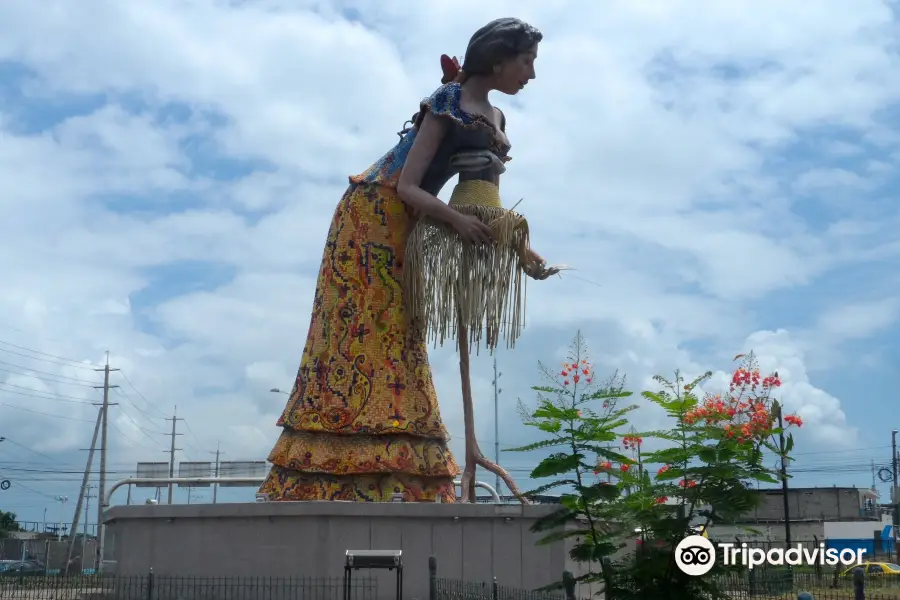 Monument to the Manabita Weaver