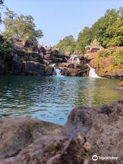 Koiliguhar Waterfall