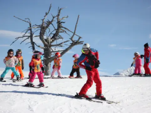 SMT Ski School and Snowboard School