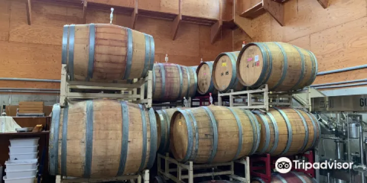 Running Brook Vineyard & Winery