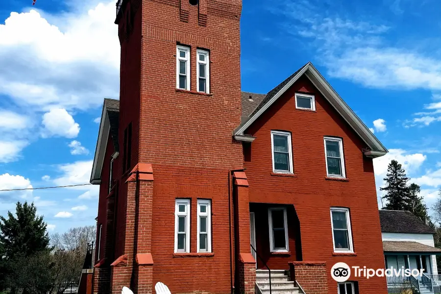 Two Harbors Lighthouse Museum