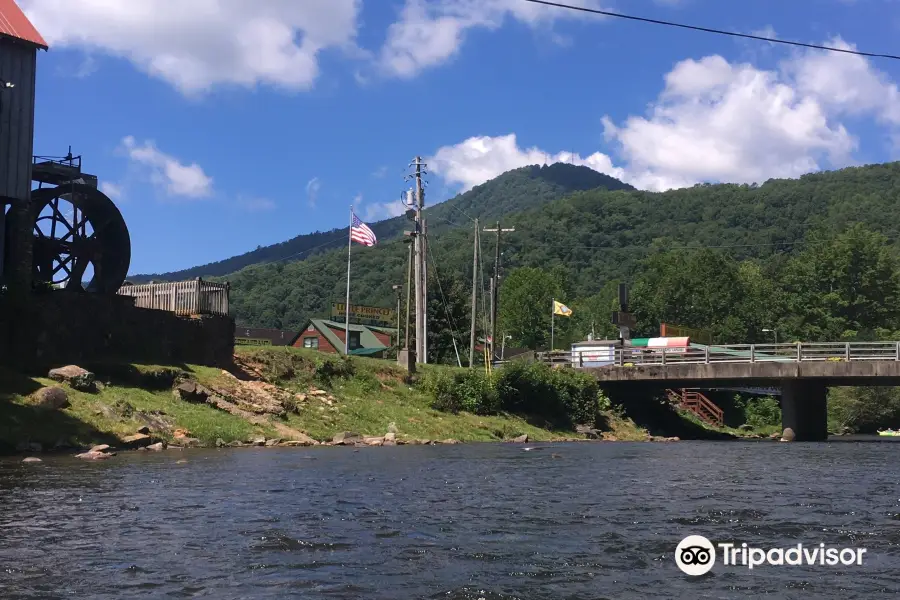 Smoky Mountain Tubing