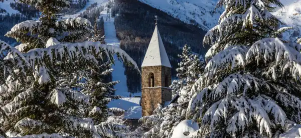 Hotels in Auron