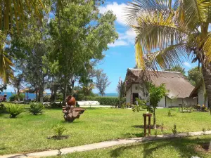 Inhassoro Beach