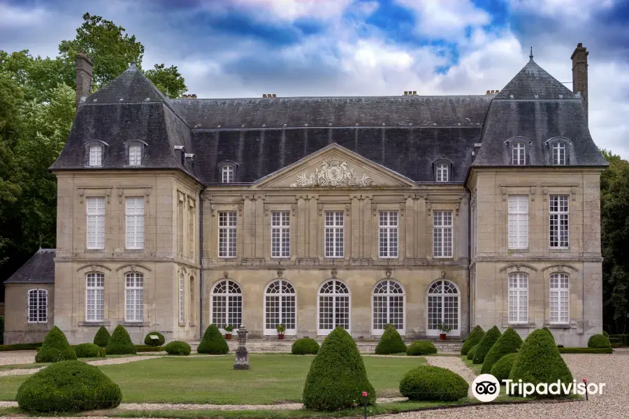 Chateau de Boury