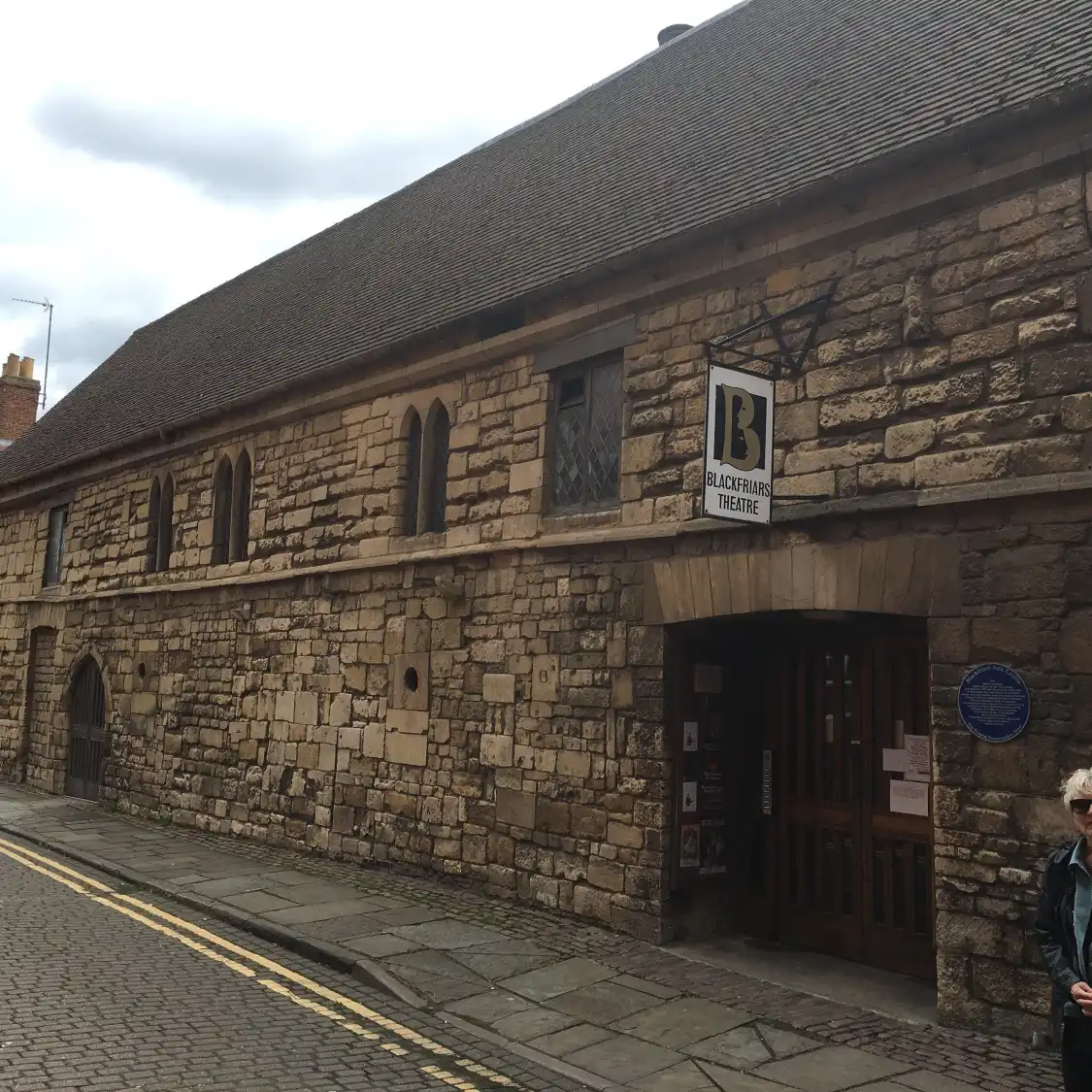 Hotels near Blackfriars Arts Centre