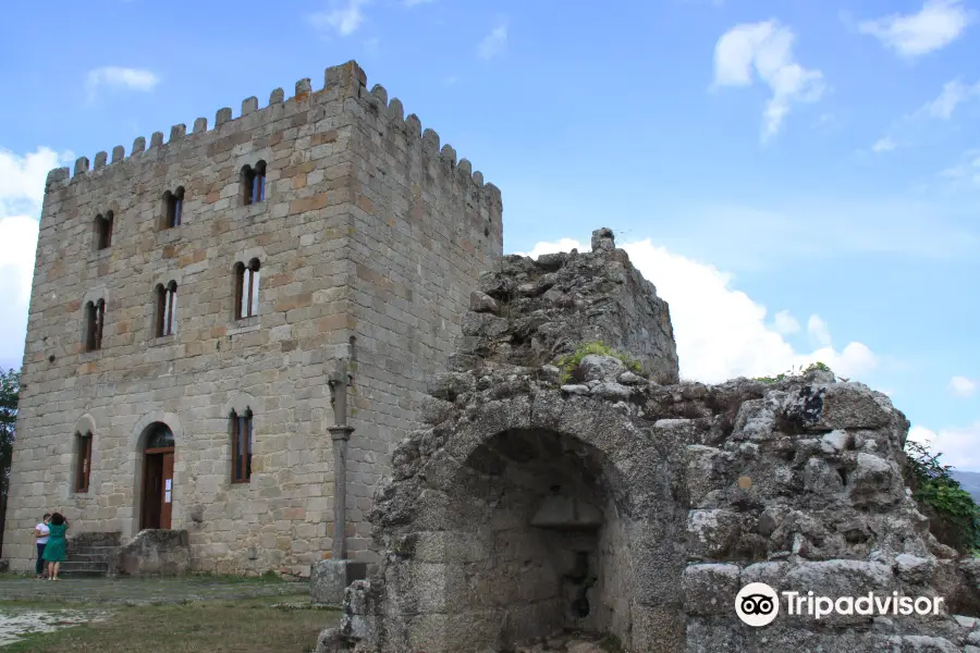 Castrodouro Castle