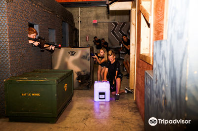 Battle House Laser Tag - Lake Barrington