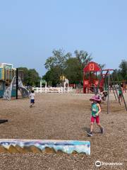 Mooney's Bay Park and Beach