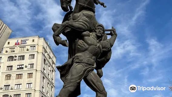 Monument to Baatyr Kaba Uulu Kozhomkul