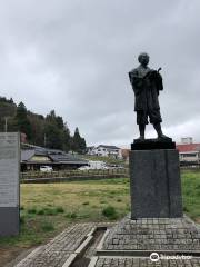 Statue of Yasunosuke Futa