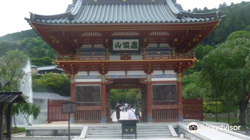 Katsuo-ji Temple Sanmon