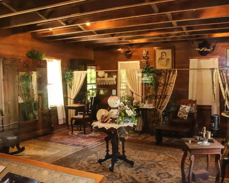 Hotels in Estero