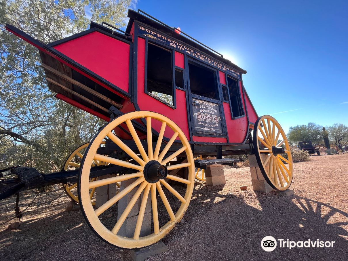 Superstition Mountain - Lost Dutchman Museum Tickets [2026