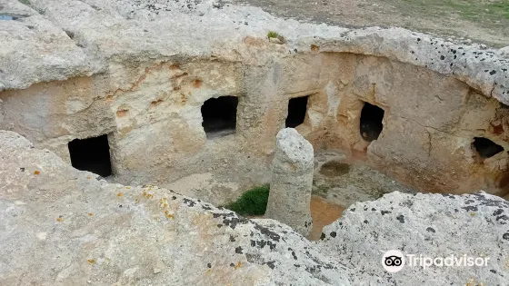 Necropoli Su Crocifissu Mannu