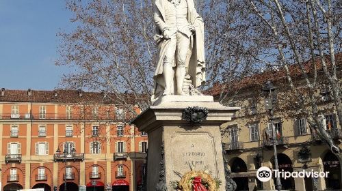 Monument to Vittorio Alfieri