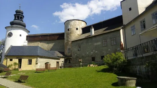 Castle Usov