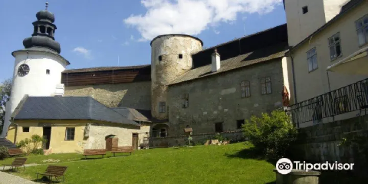 Castle Usov