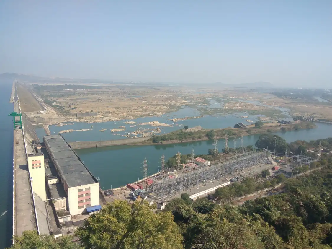 Hotels near Hirakud Dam