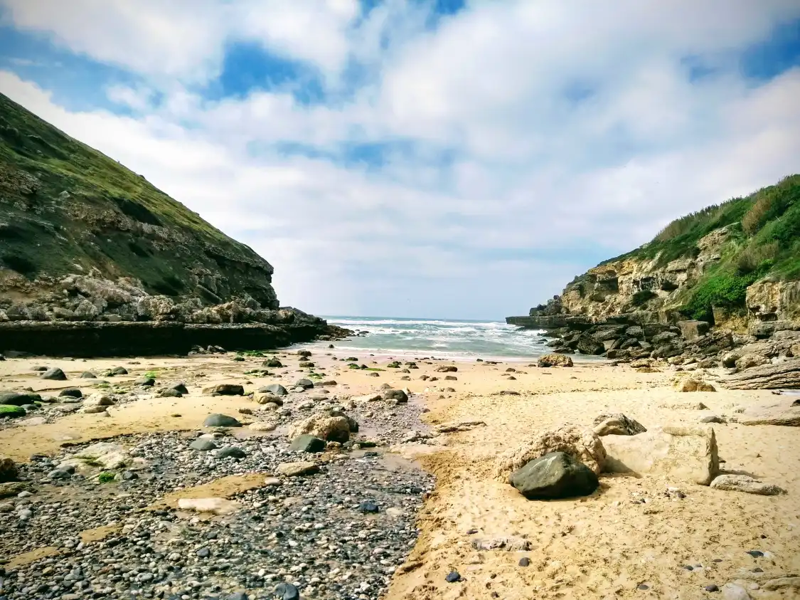 Hotels near Praia da Samarra