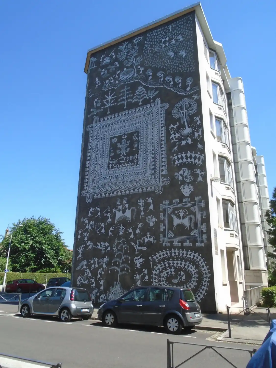 Hotel in zona Tony Garnier Housing Project